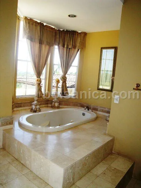  Alquiler o Venta de Casa en Carretera Sur, Managua - foto 17