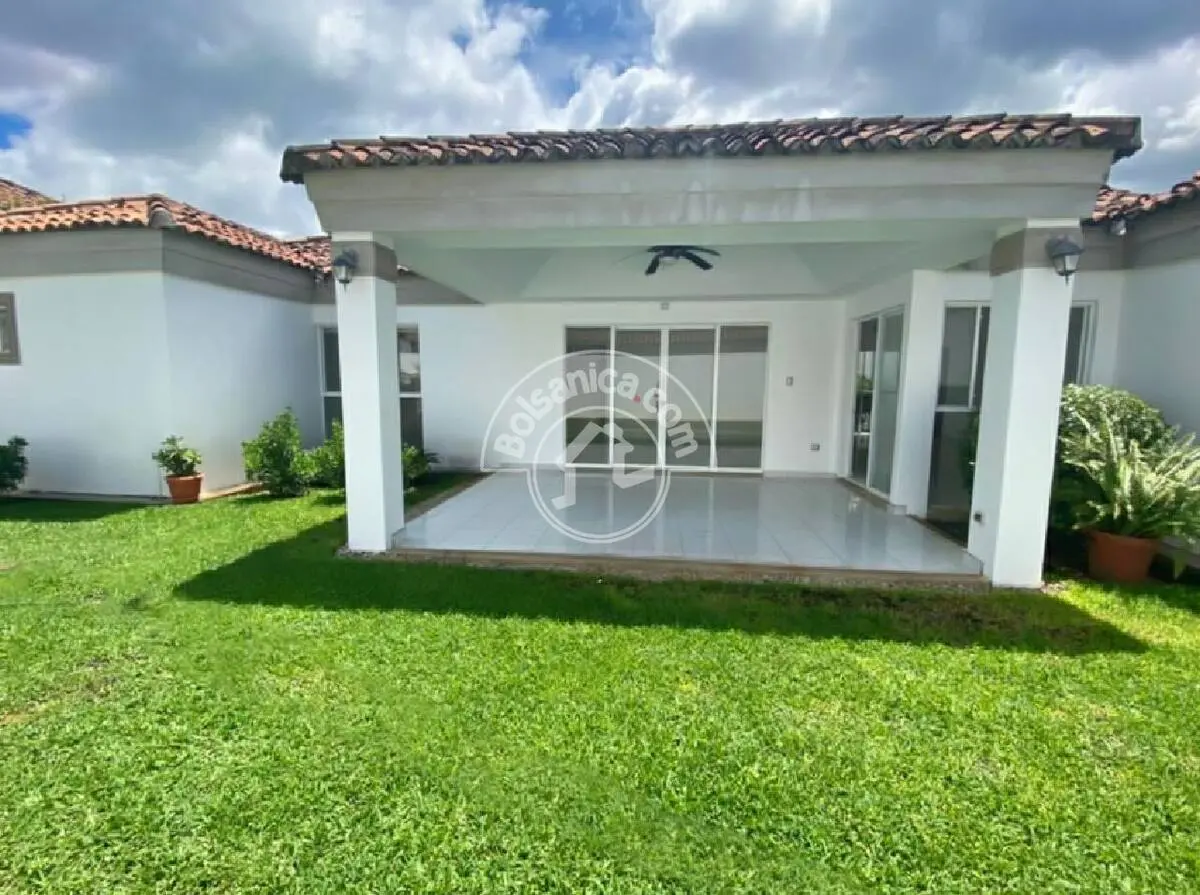 Venta de casa en Las Cumbres, Managua, foto 9