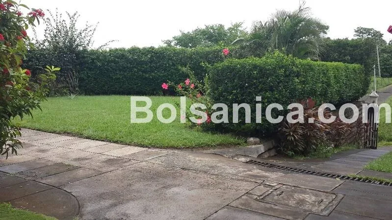 Alquiler de casa Altos de Santo Domingo, Managua - foto 14