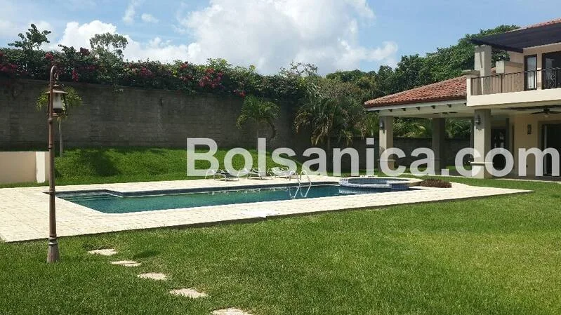 Venta de Mansion Santo Domingo, Managua - foto 11