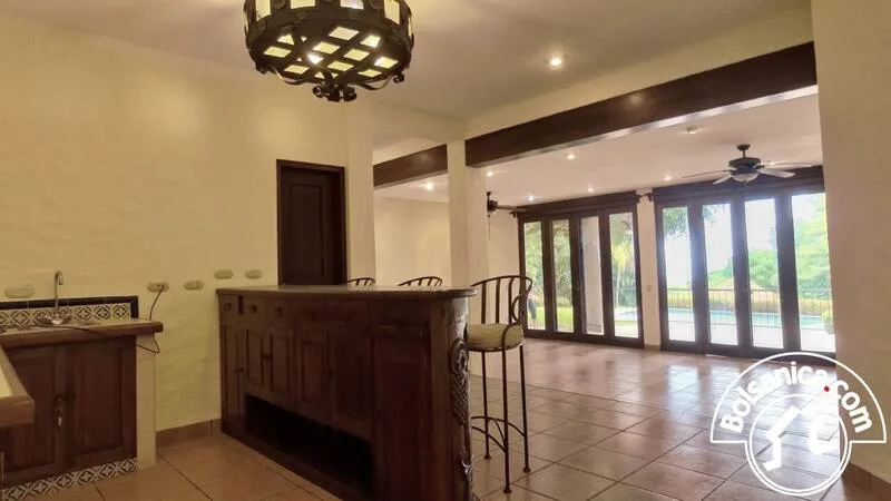 Alquiler de casa en Villa Fontana Sur, Managua - foto 8