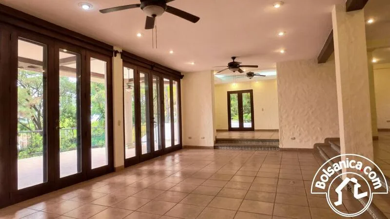 Alquiler de casa en Villa Fontana Sur, Managua - foto 7