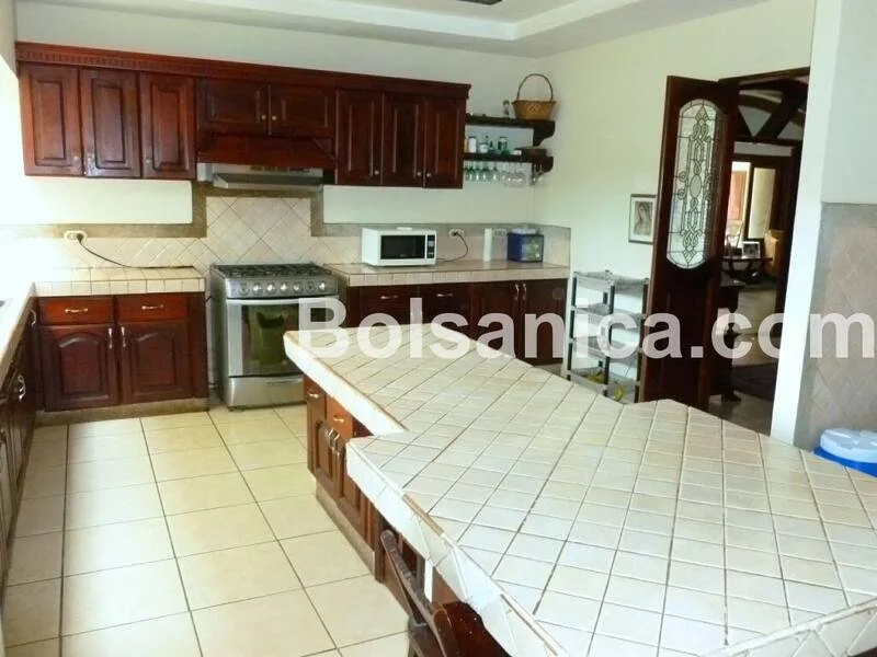 Alquiler de Casa en Altos de Santo Domingo, Managua - foto 24