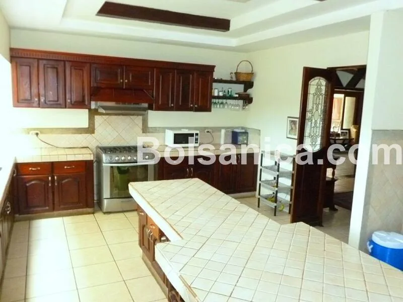 Alquiler de Casa en Altos de Santo Domingo, Managua - foto 20