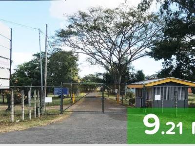 Venta y Alquiler de Complejo de Bodegas Carretera Norte