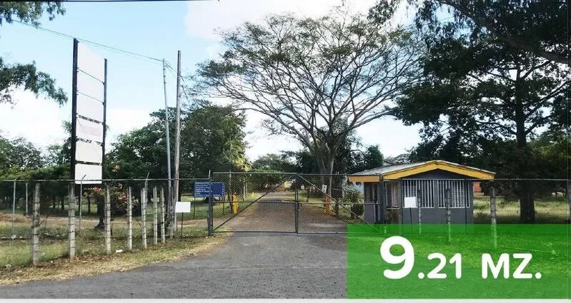 Venta y Alquiler de Complejo de Bodegas Carretera Norte