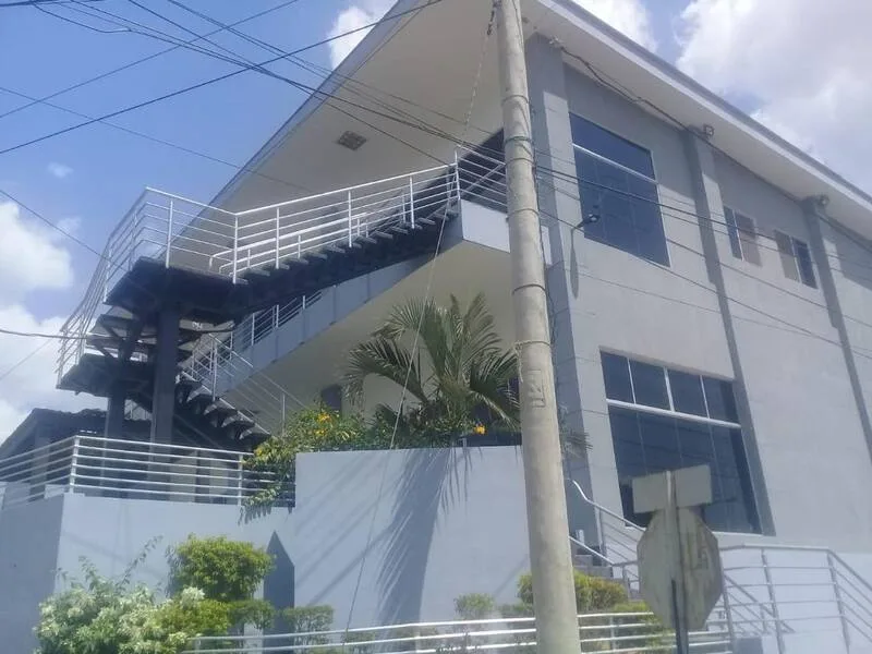 Alquiler o Venta de Edificio en Villa Fontana, Managua. - foto 2
