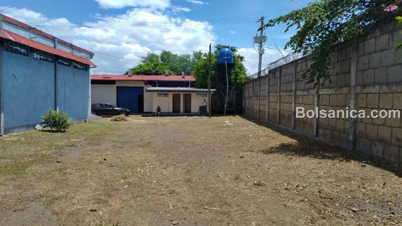 Alquiler de Bodega y Oficina Frente a la Carretera Norte - foto 11