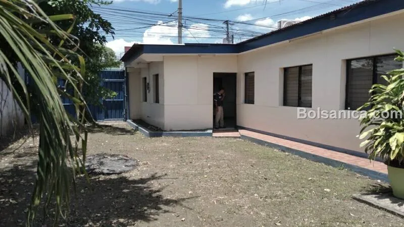 Alquiler de Bodega y Oficina Frente a la Carretera Norte - foto 5