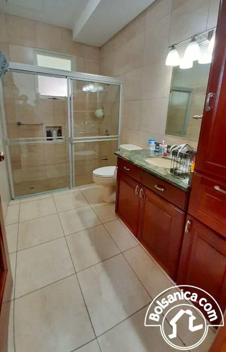 Venta de casa en Santo Domingo, Managua. - foto 22