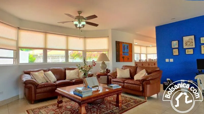 Venta de casa en Santo Domingo, Managua. - foto 4