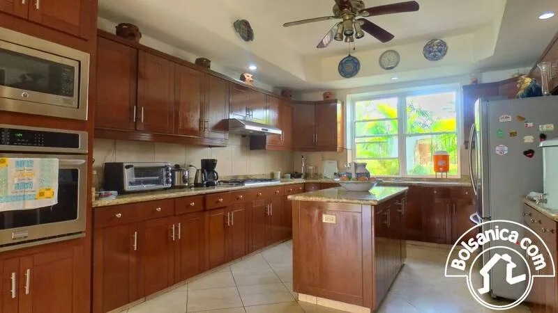 Venta de casa en Santo Domingo, Managua. - foto 5