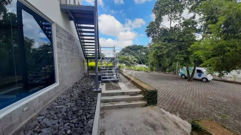 Alquiler de Edificio 805 m2 - foto 2