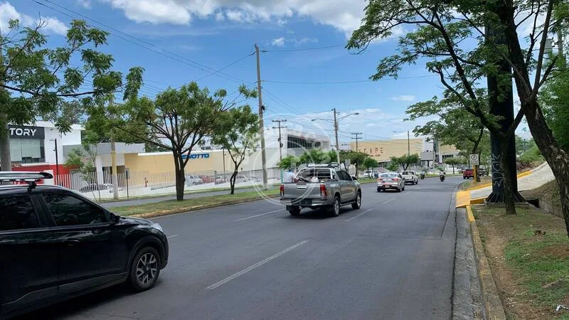 Venta de Terreno en Pista Suburbana 