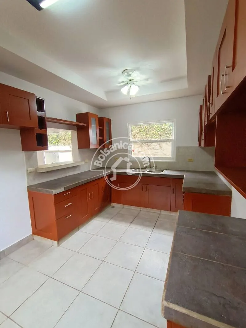 Alquiler de casa en Villa Fontana - foto 15
