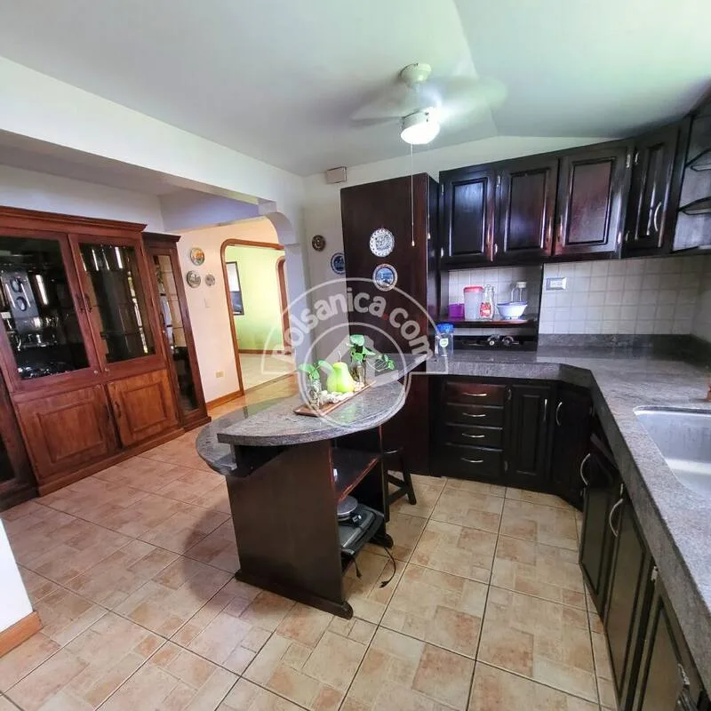 Venta de Condo con 3 casas Carretera Masaya km 12 - foto 11