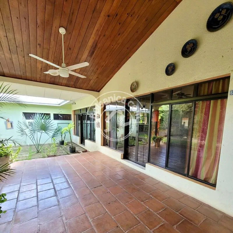 Venta de Condo con 3 casas Carretera Masaya km 12 - foto 22