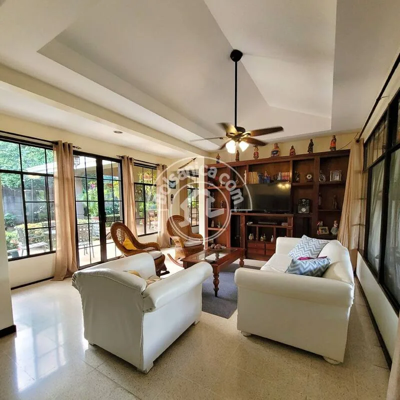 Venta de Condo con 3 casas Carretera Masaya km 12 - foto 3