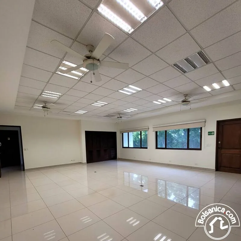 Venta de Edificio Corporativo ,en Las Cumbres - foto 10