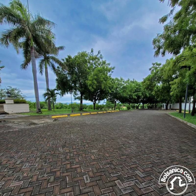 Venta de Edificio Corporativo ,en Las Cumbres - foto 13