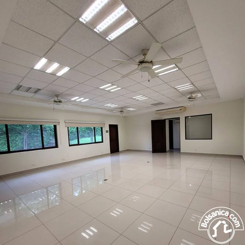 Venta de Edificio Corporativo ,en Las Cumbres - foto 3
