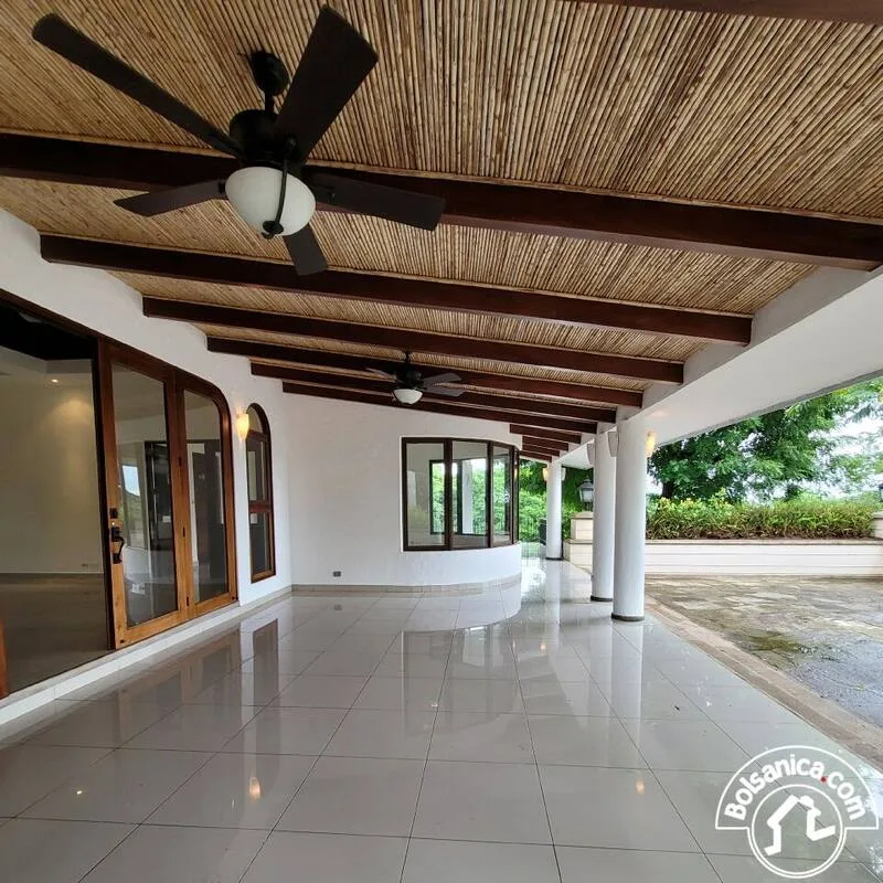 Venta de Edificio Corporativo ,en Las Cumbres - foto 9