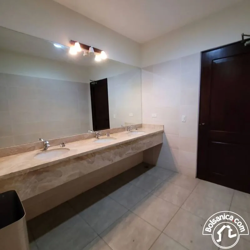 Venta de Edificio Corporativo ,en Las Cumbres - foto 7