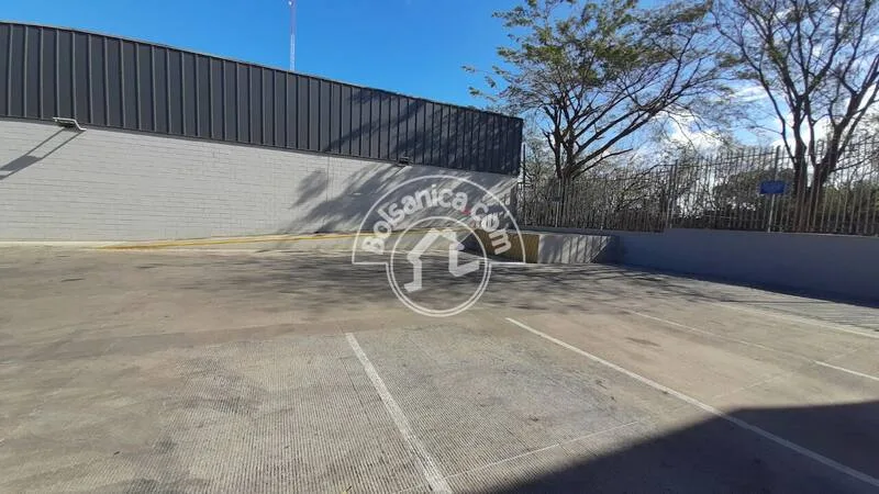 Alquiler de Módulo Comercial frente a Carretera Norte - foto 3