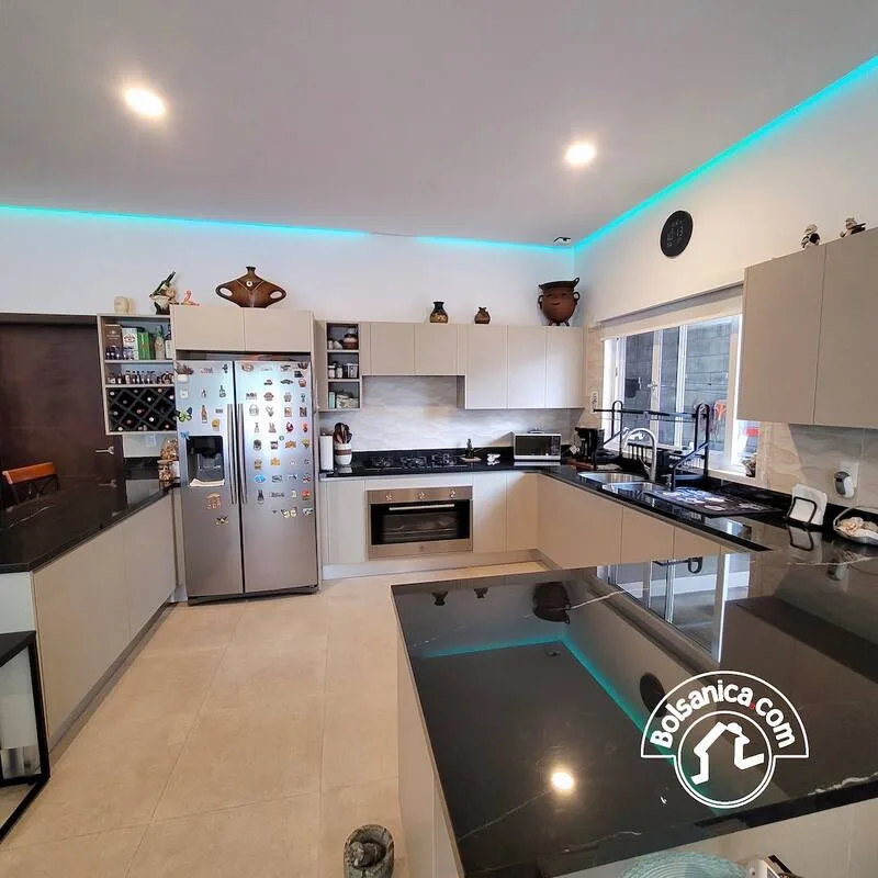 Venta casa en Santo Domingo condominio - foto 9