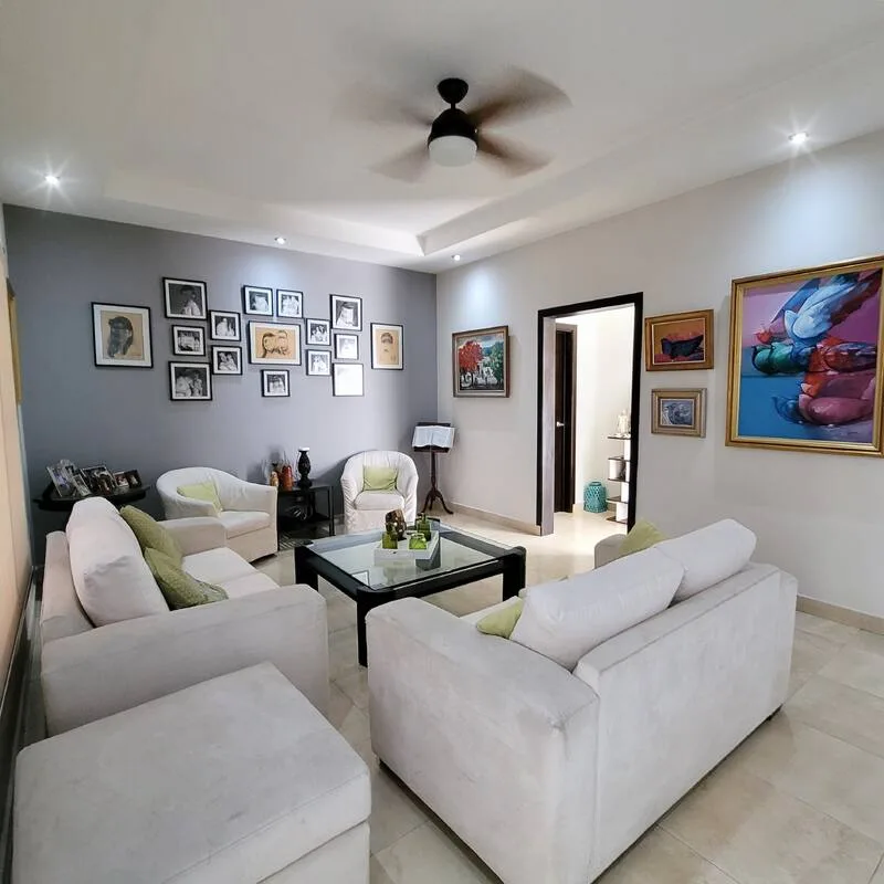 Venta de casa en Los Robles, Managua - foto 8