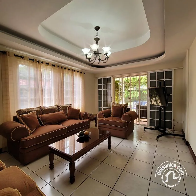 Venta de casa en Carretera Masaya Km13 - foto 8