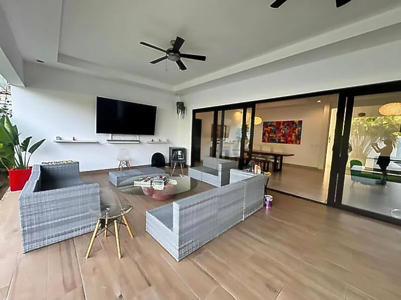 Venta de casa en Santo Domingo, Managua - foto 10