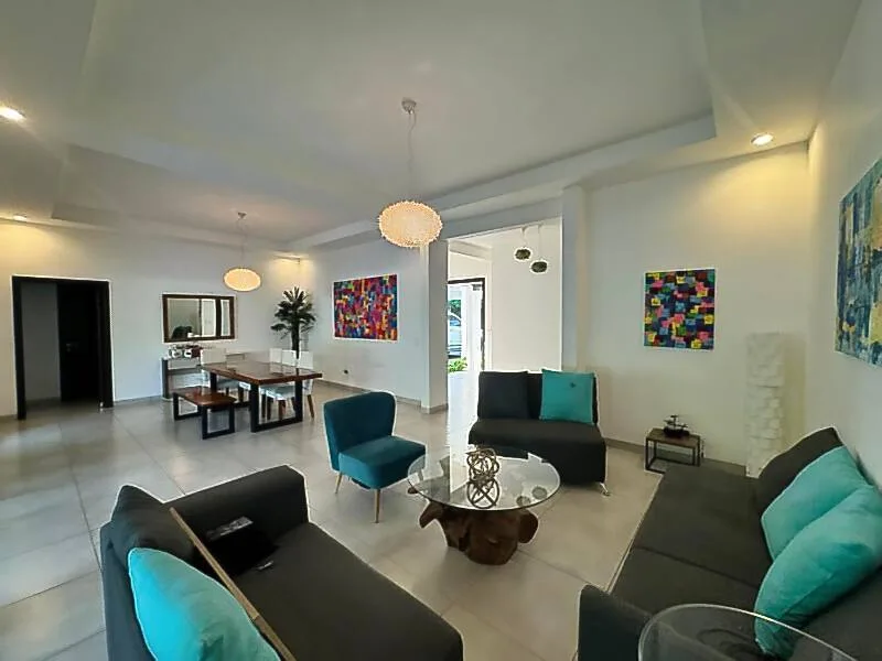 Venta de casa en Santo Domingo, Managua - foto 3