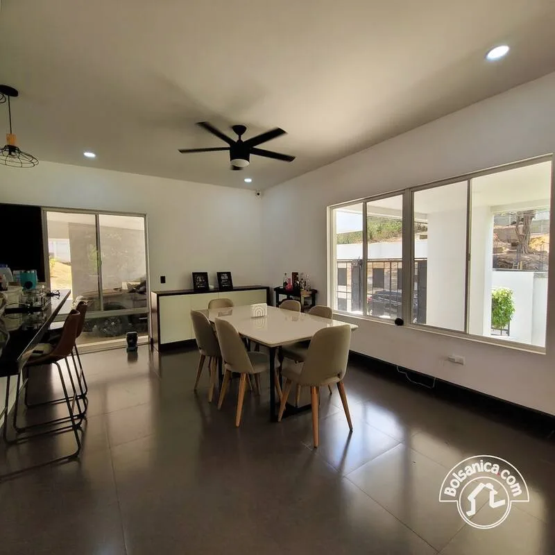 Venta de casa en Carretera Sur, Serranías - foto 2