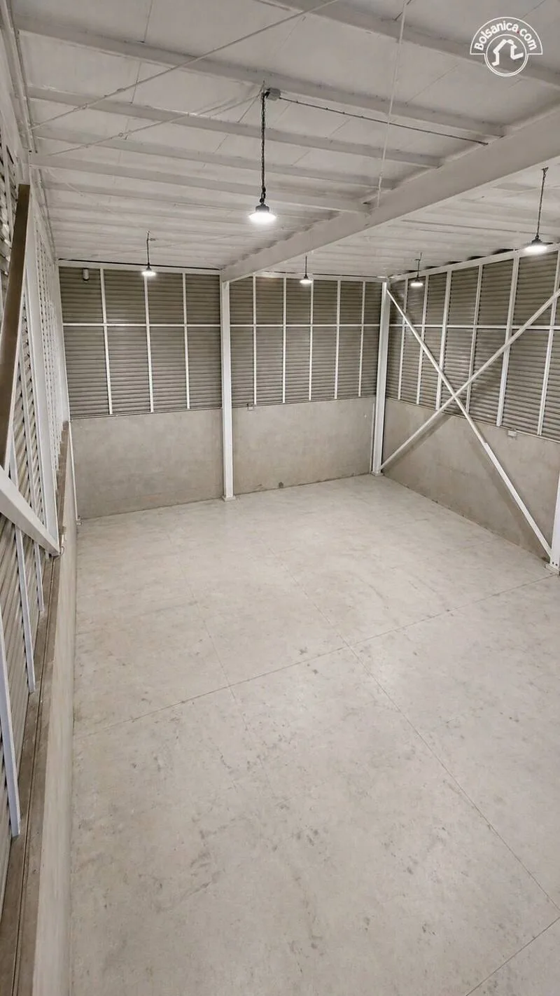 Venta de Ofibodegas en Las Colinas - foto 12