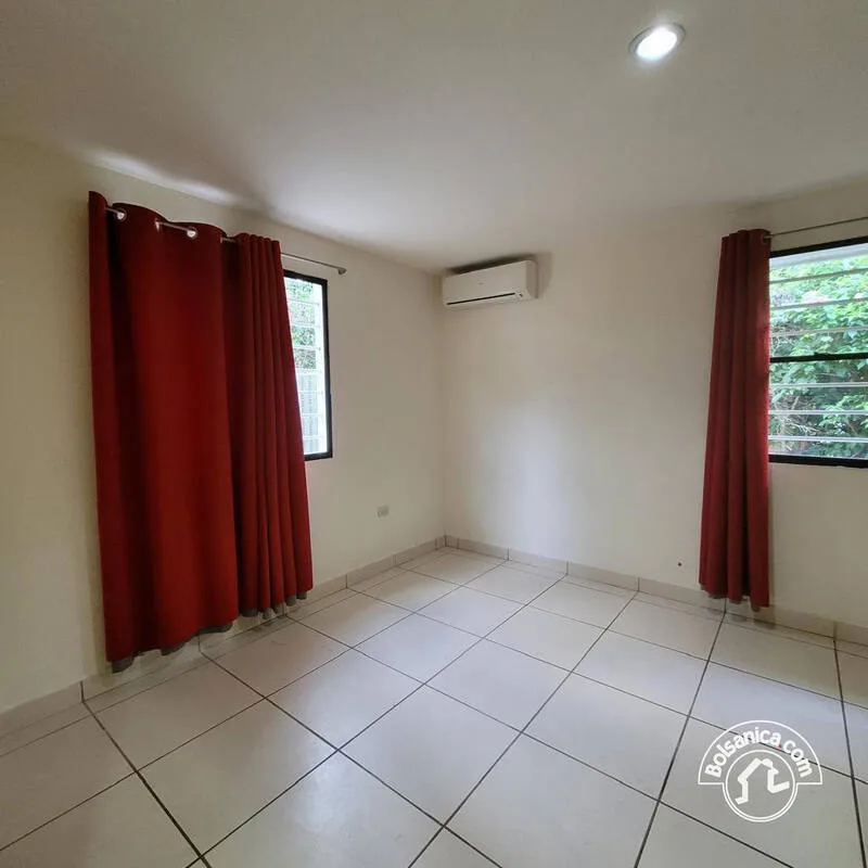 Venta de casa en Carretera Leon, Managua - foto 12