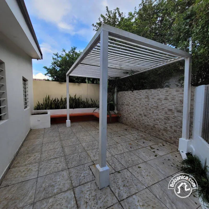 Venta de casa en Carretera Leon, Managua - foto 7