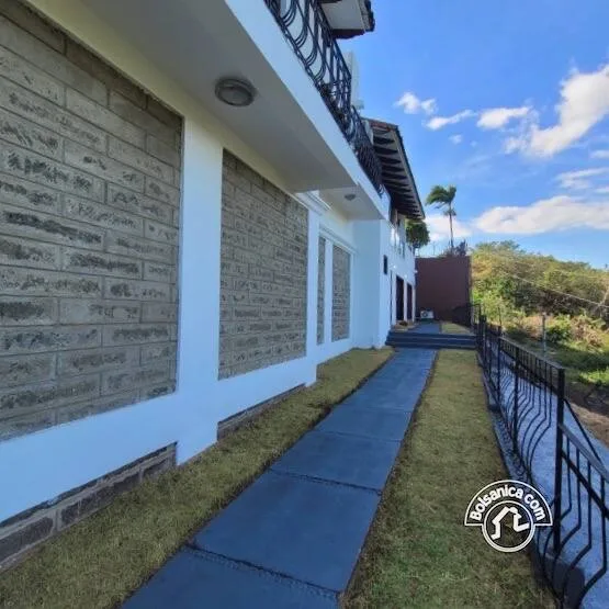 Venta de casa en Valle de Luna - foto 19