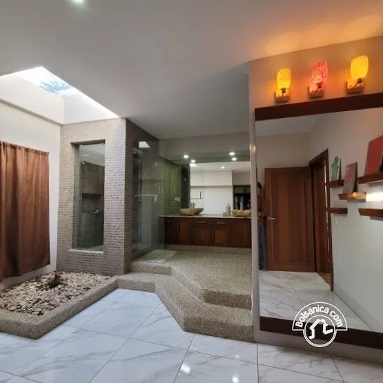 Venta de casa en Valle de Luna - foto 5