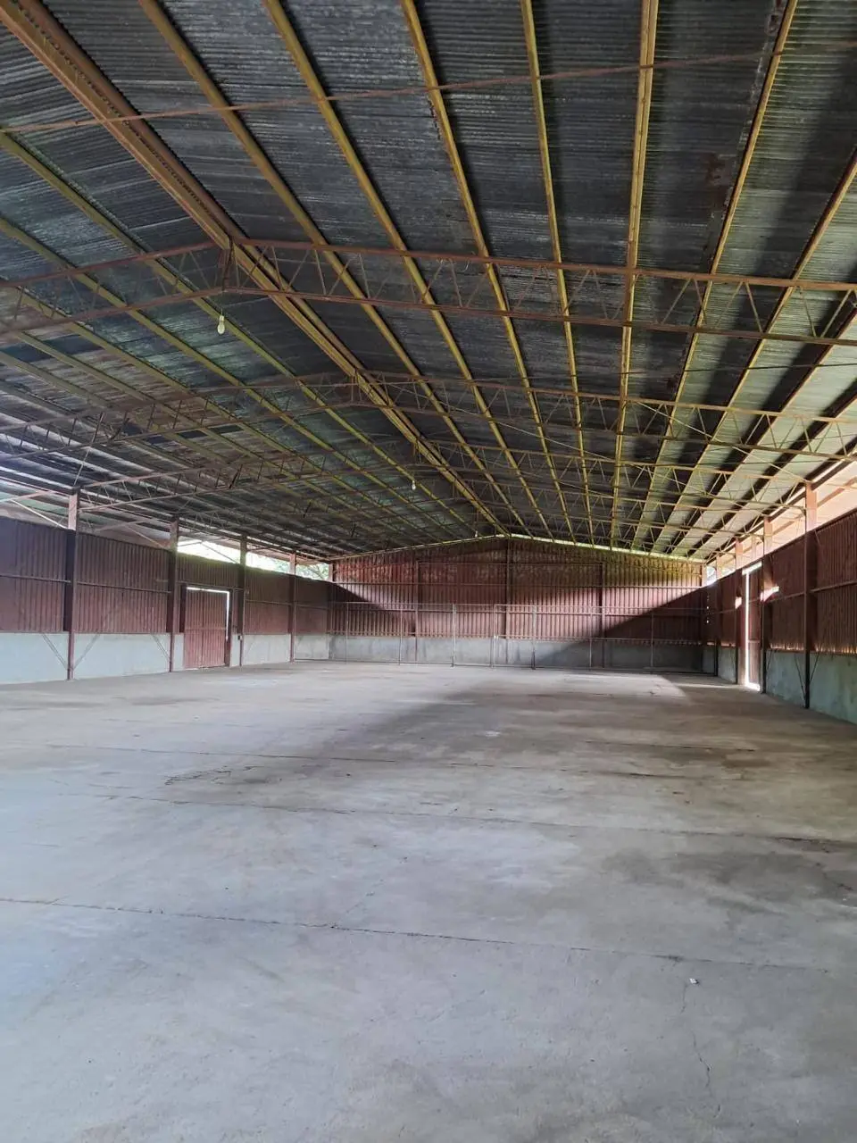 Alquiler de bodega en León, foto 4
