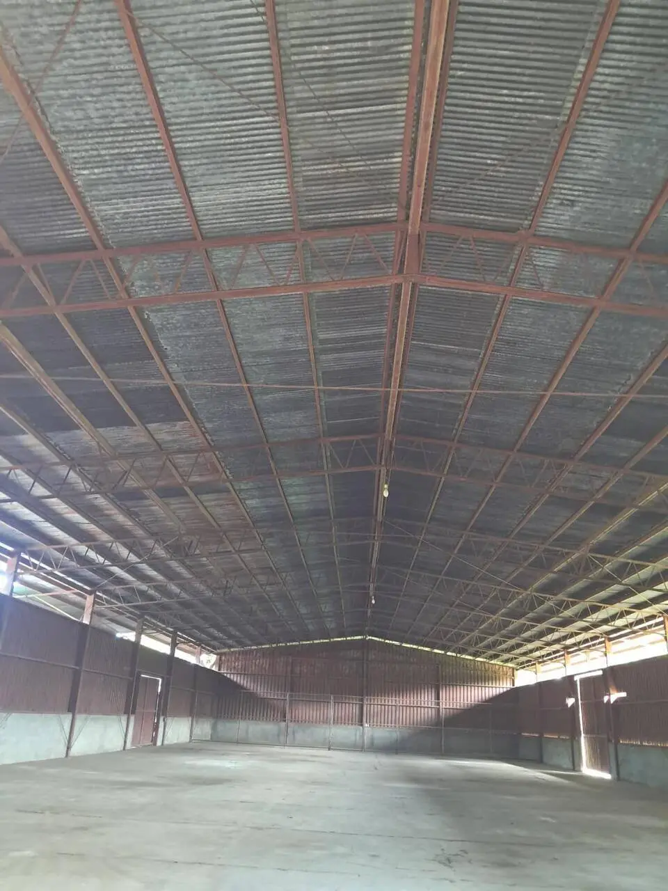 Alquiler de bodega en León, foto 2