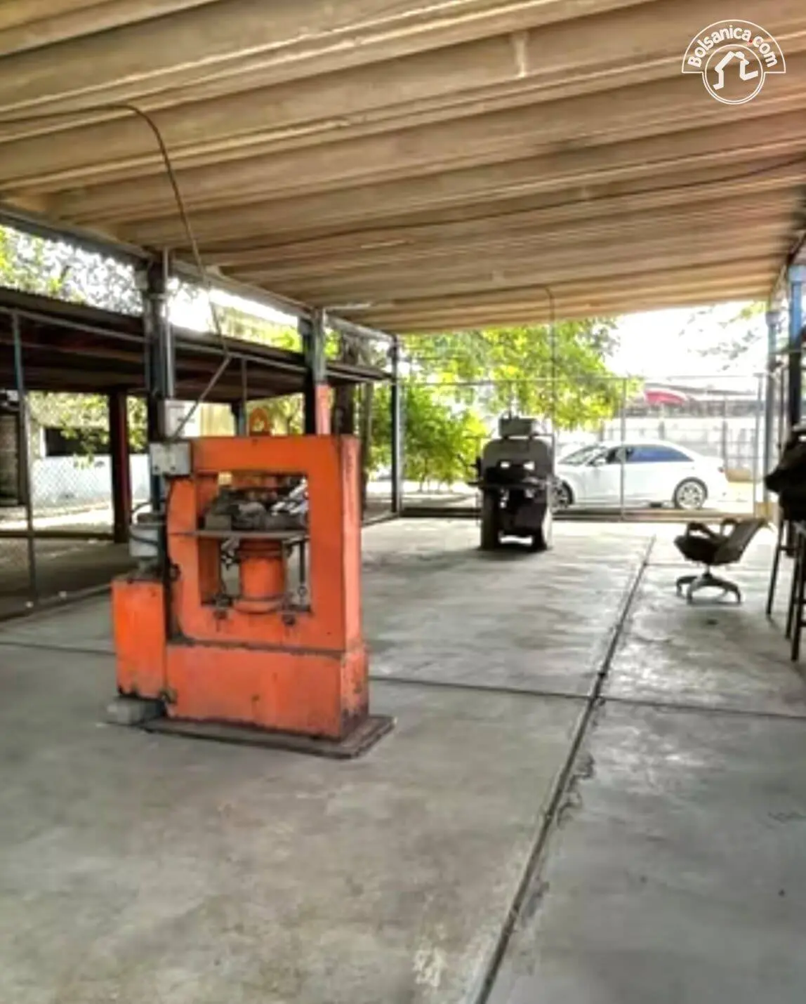 Venta de local comercial en Acahualinca, Managua, foto 9
