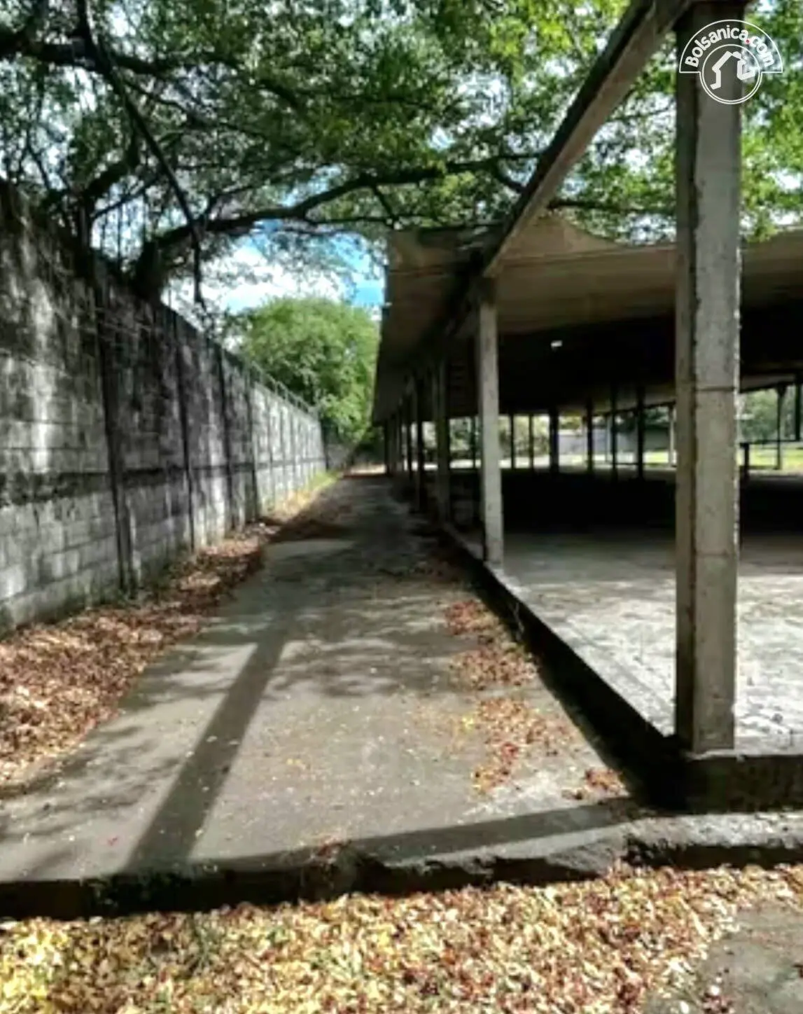 Venta de local comercial en Acahualinca, Managua, foto 3