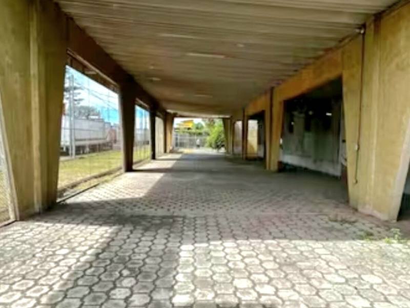 Local Comercial Barrio Santa Ana