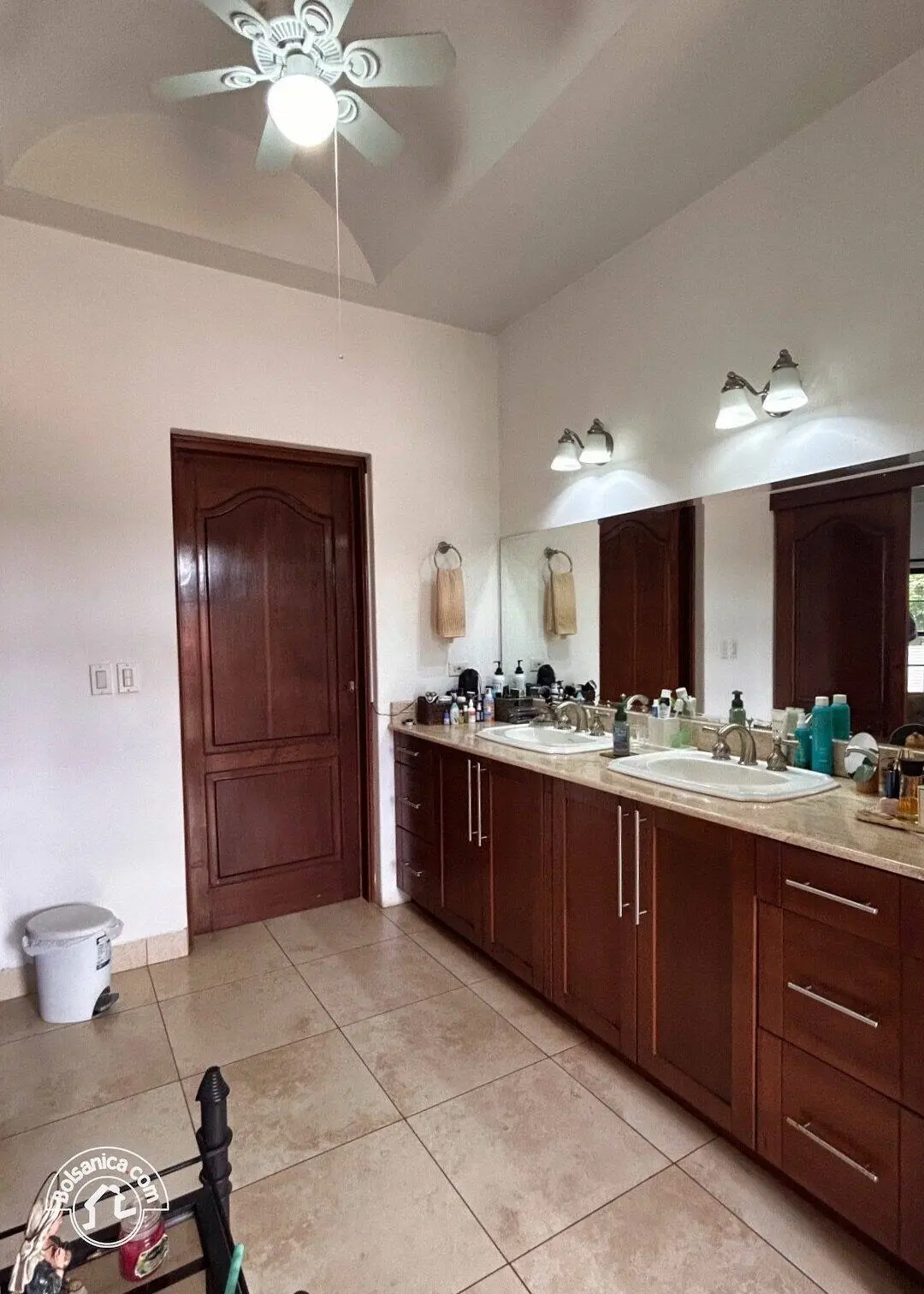 Venta de casa en Las Cumbres, Managua, foto 2