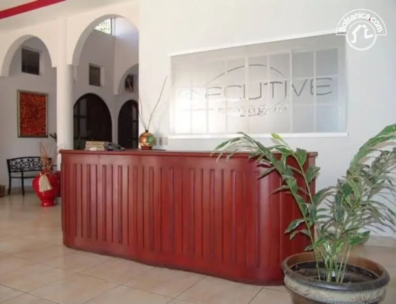 OPORTUNIDAD DE INVERSIÓN: HOTEL EN BOLONIA - foto 8