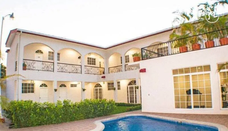 OPORTUNIDAD DE INVERSIÓN: HOTEL EN BOLONIA