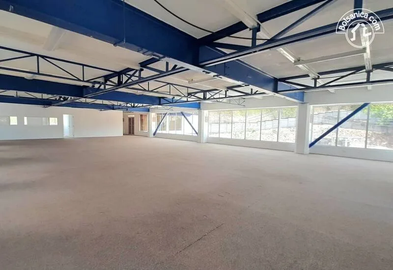 Se rentan oficinas en edificio corporativo - foto 4