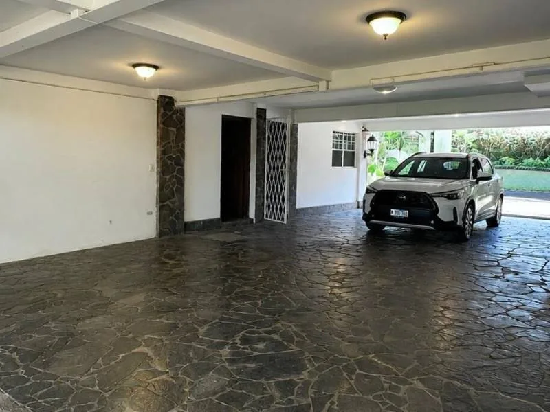Venta de Casa Chalet en Carretera Sur - foto 2