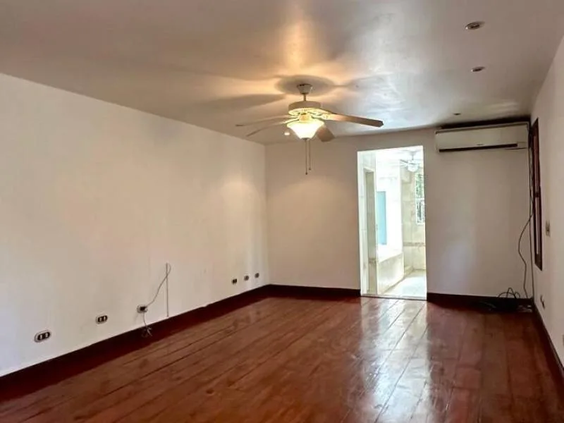 Venta de Casa Chalet en Carretera Sur - foto 7